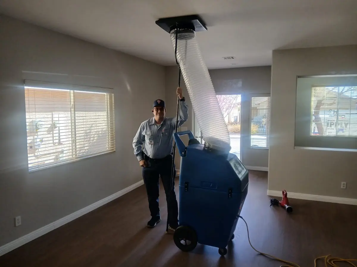 Professional Dryer Vent Cleaning work inside a Maili home